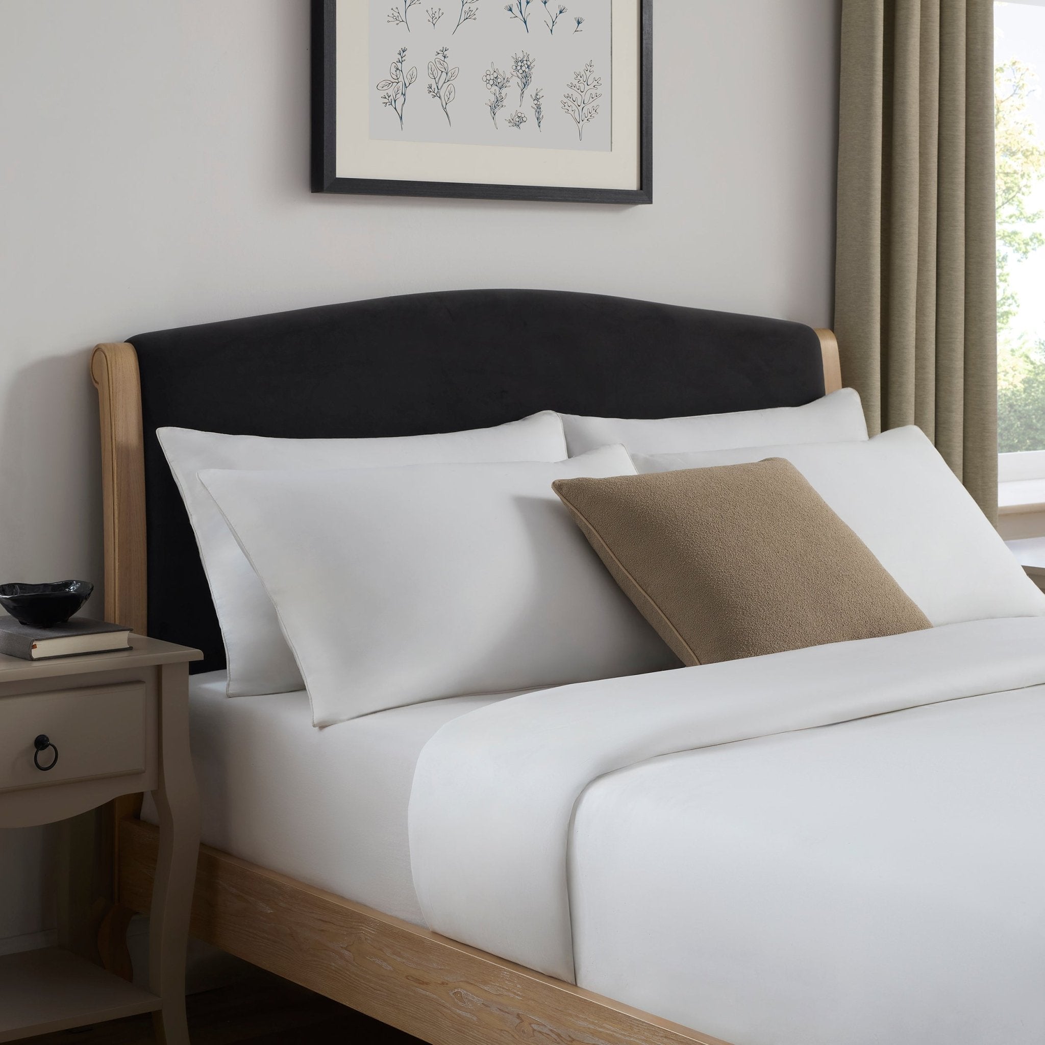 Lit - Découvrez l'élégance suprême et le raffinement avec ce lit de style français de la Collection - parfait pour tout intérieur classique ou moderne.